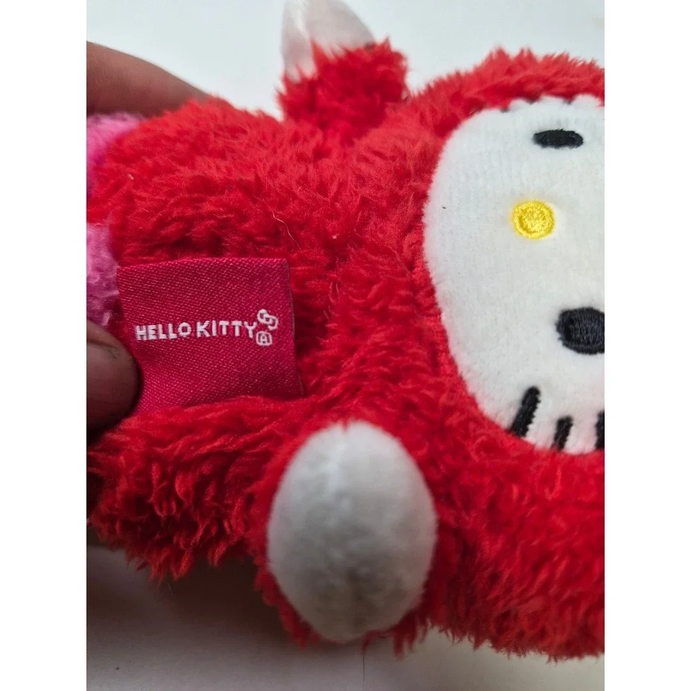 Sanrio Hello Kitty BumBumz by Russ Strawberry Plush Red Pink 5 Inch Toy